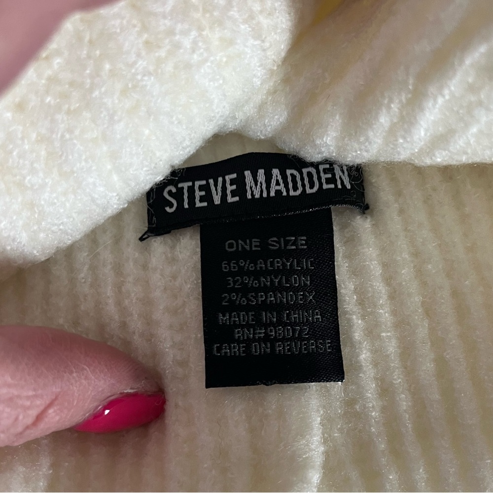 NWT Steve Madden Acrylic Ivory Sequin Beanie - Picture 3 of 8
